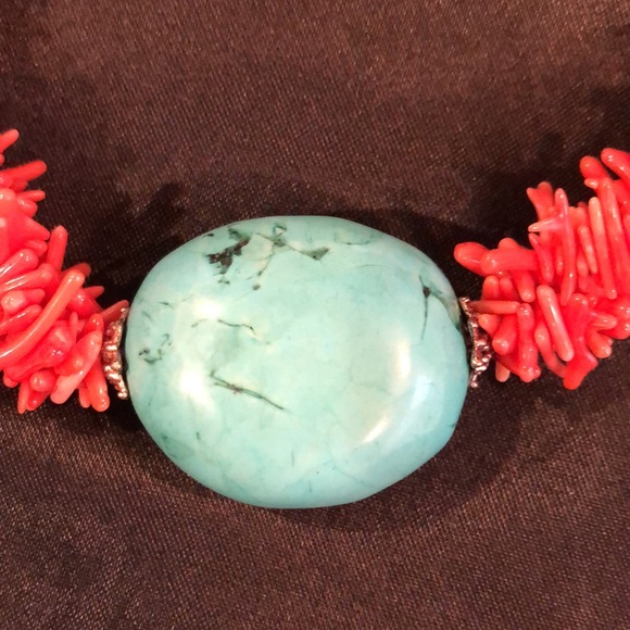 Turquoise & coral necklace - Picture 2 of 5